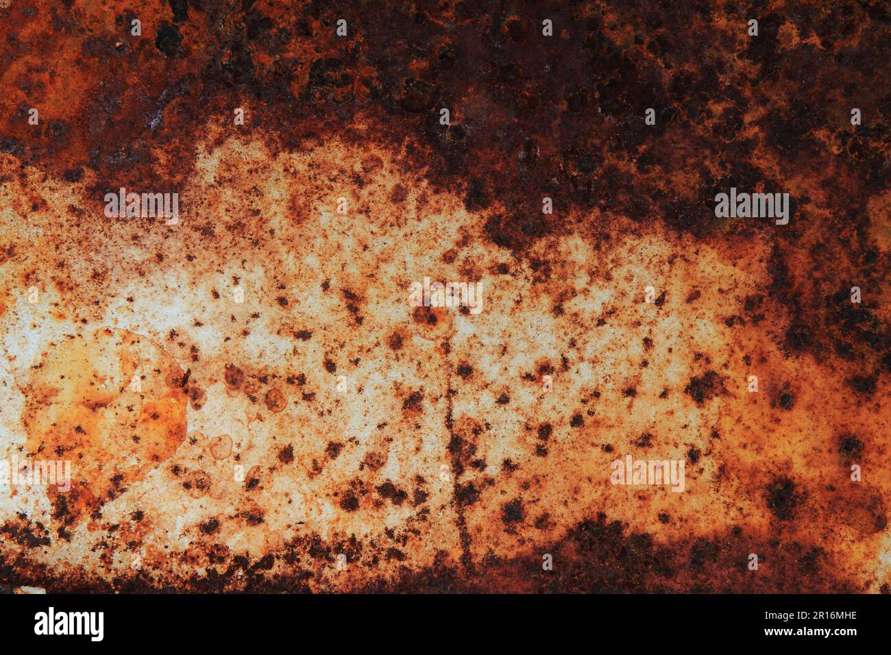 Old rusting steel structure hi-res stock photography and images - Alamy