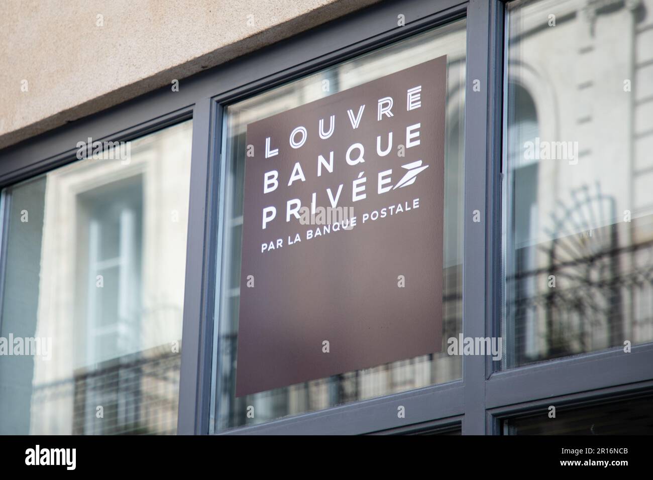 lyon , Aura France 05 01 2023 Louvre banque privee by La Banque Postale logo sign and brand