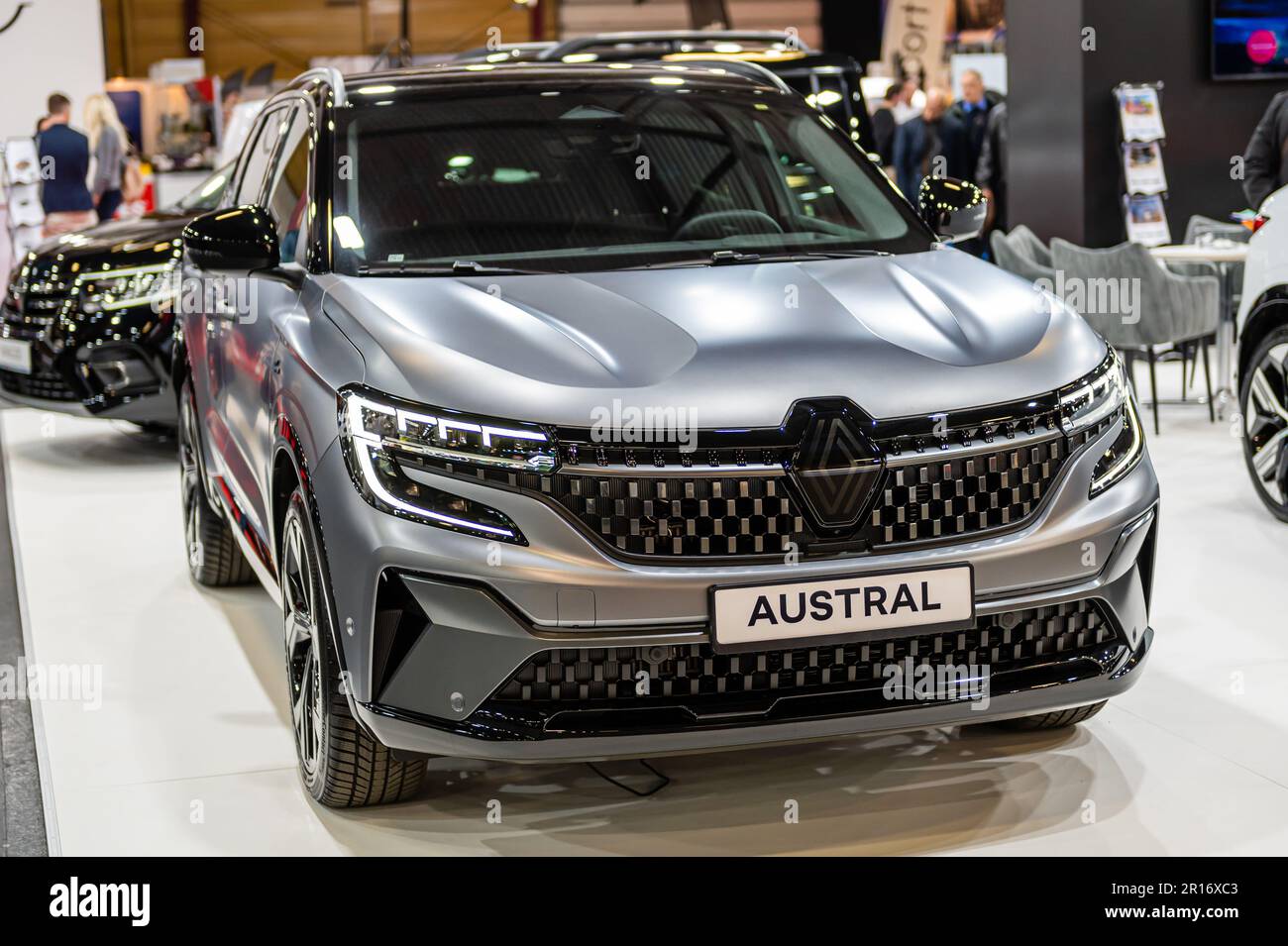 2022 Renault Austral SUV makes its world premiere