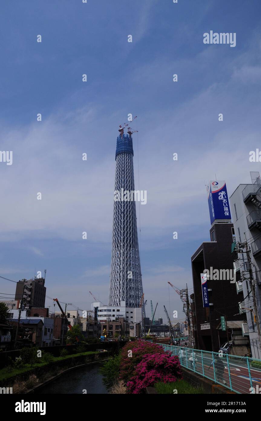 Tokyo sky tree view from Oshiage Stock Photo - Alamy