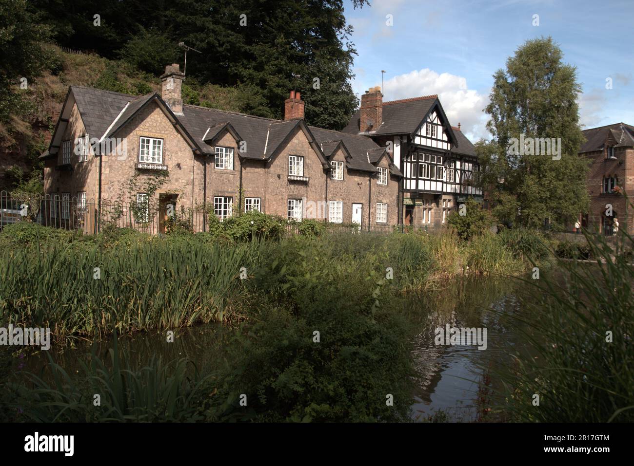 England, Cheshire, Lymm: cottages near the centre of the village. Stock Photo