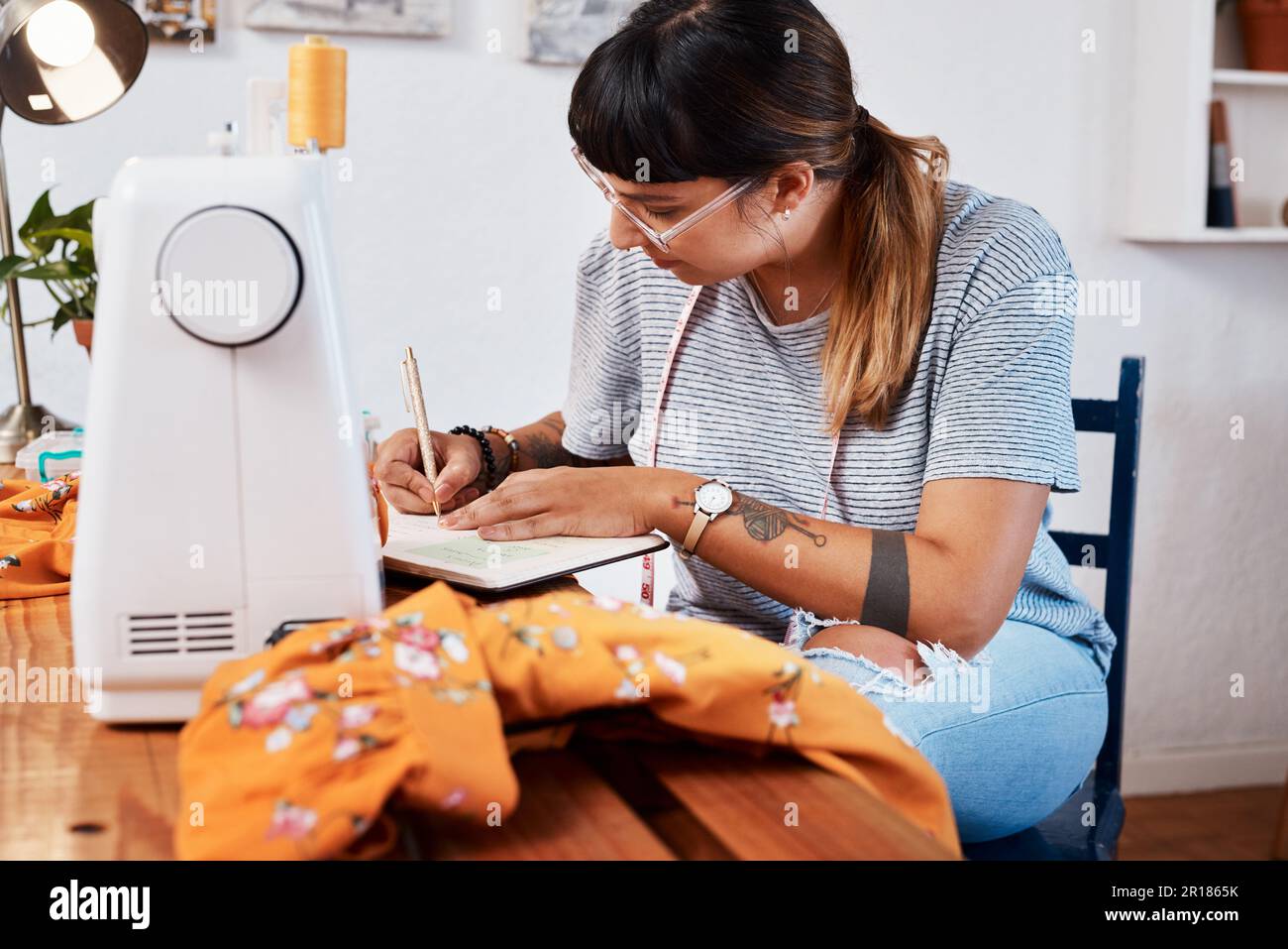 Designing and making clothes hi-res stock photography and images - Alamy