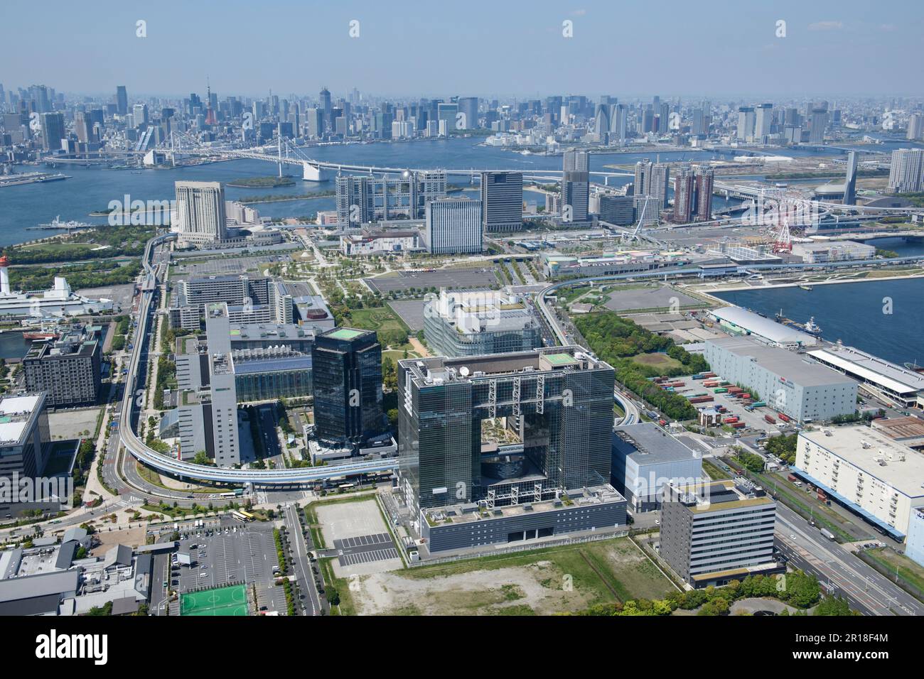 Telecom center hi-res stock photography and images - Alamy