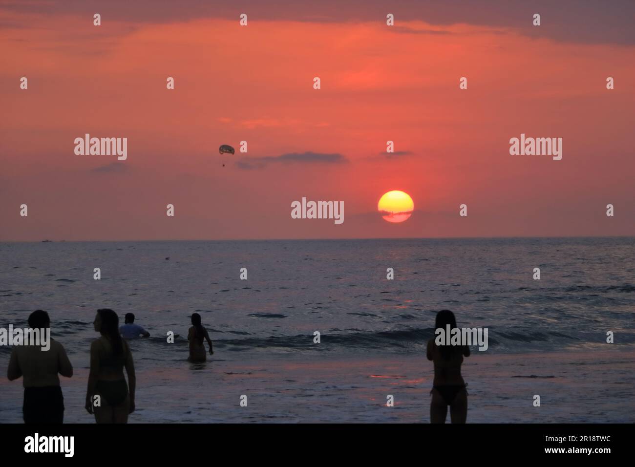 March 4 2023 Manuel Antonio, Quepos in Costa Rica People at sunset