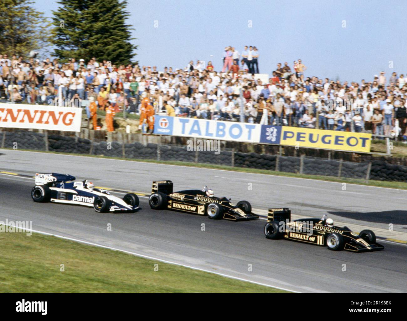 Brabham BT 52, Nelson Piquet, Lotus JPS (12) Mansell) and (11) Elio De Angelis 1983 Grand Prix of Europe at Brands Hatch Stock Photo