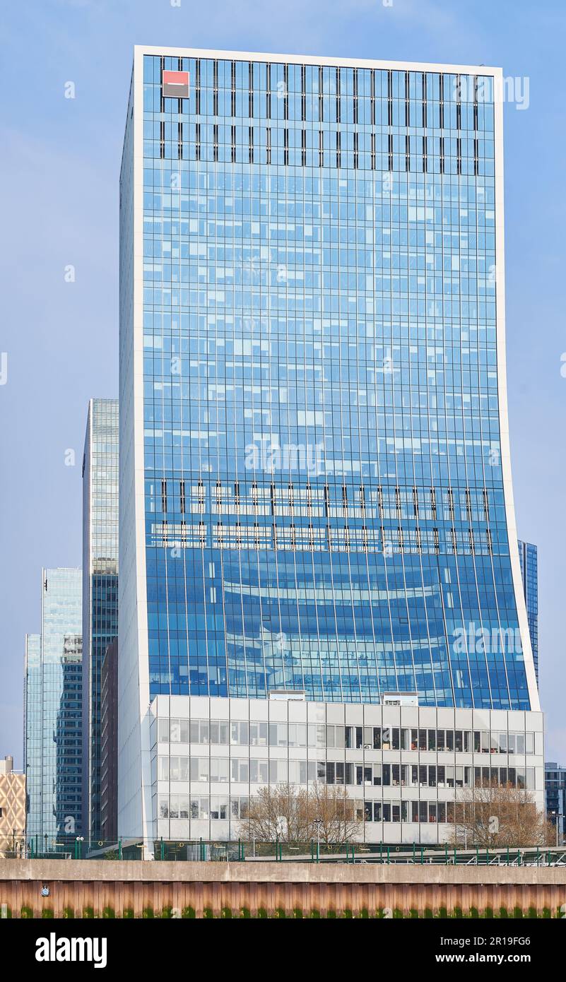 Societe generale london hi-res stock photography and images - Alamy