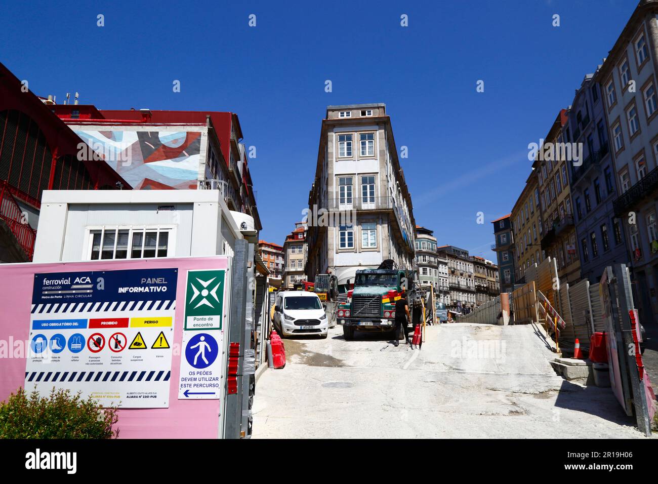 Construction site for new Pink Line Metro project on Rua de Mouzinho da Silveira, Porto / Oporto, Portugal Stock Photo