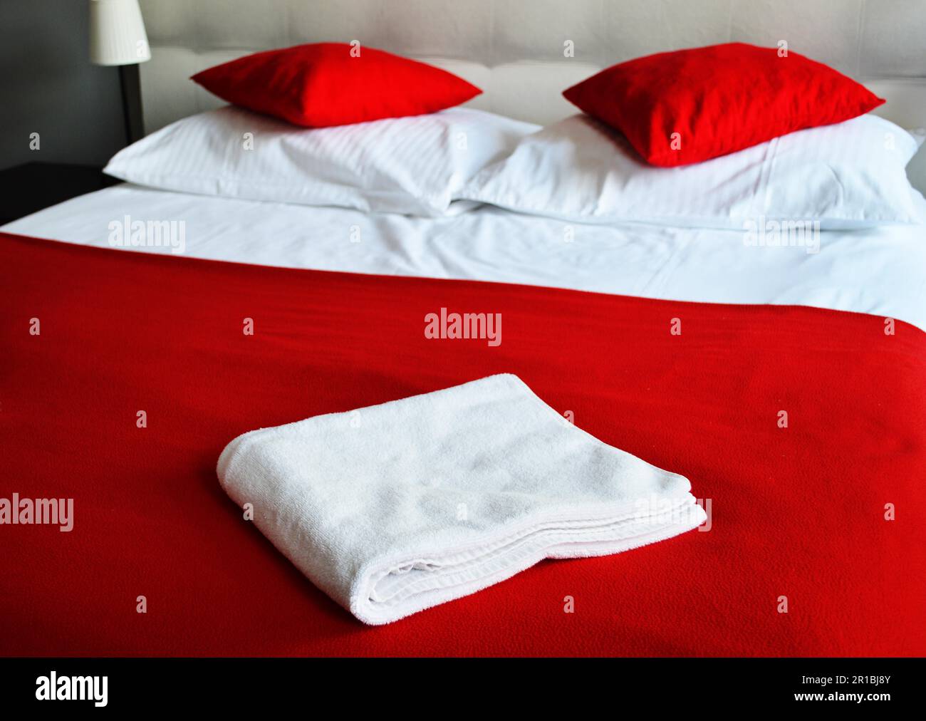 Double bed in hotel room. Stock Photo Alamy