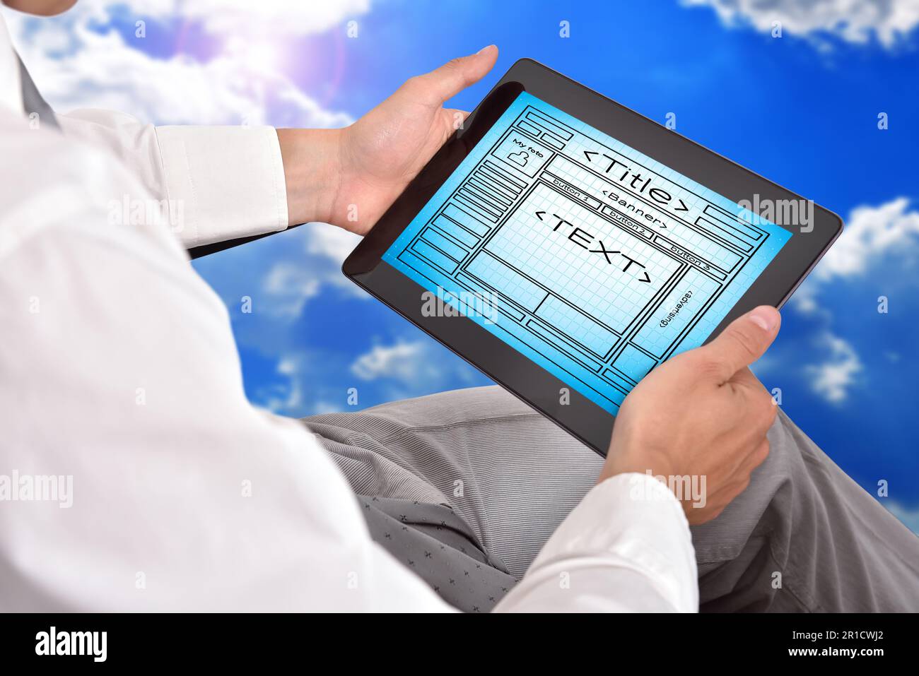 Hand electronic menu tablet hi-res stock photography and images - Alamy