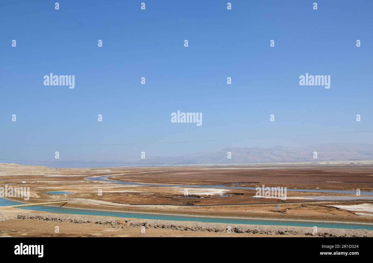 Receding coastline and dangerous sinkholes - Ein Gedi Beach, Dead Sea ...