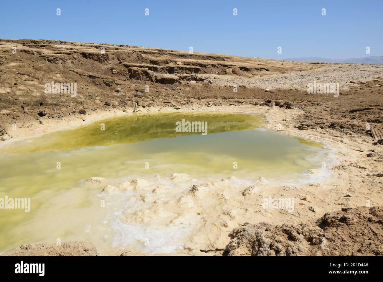 Receding coastline and dangerous sinkholes - Ein Gedi Beach, Dead Sea ...