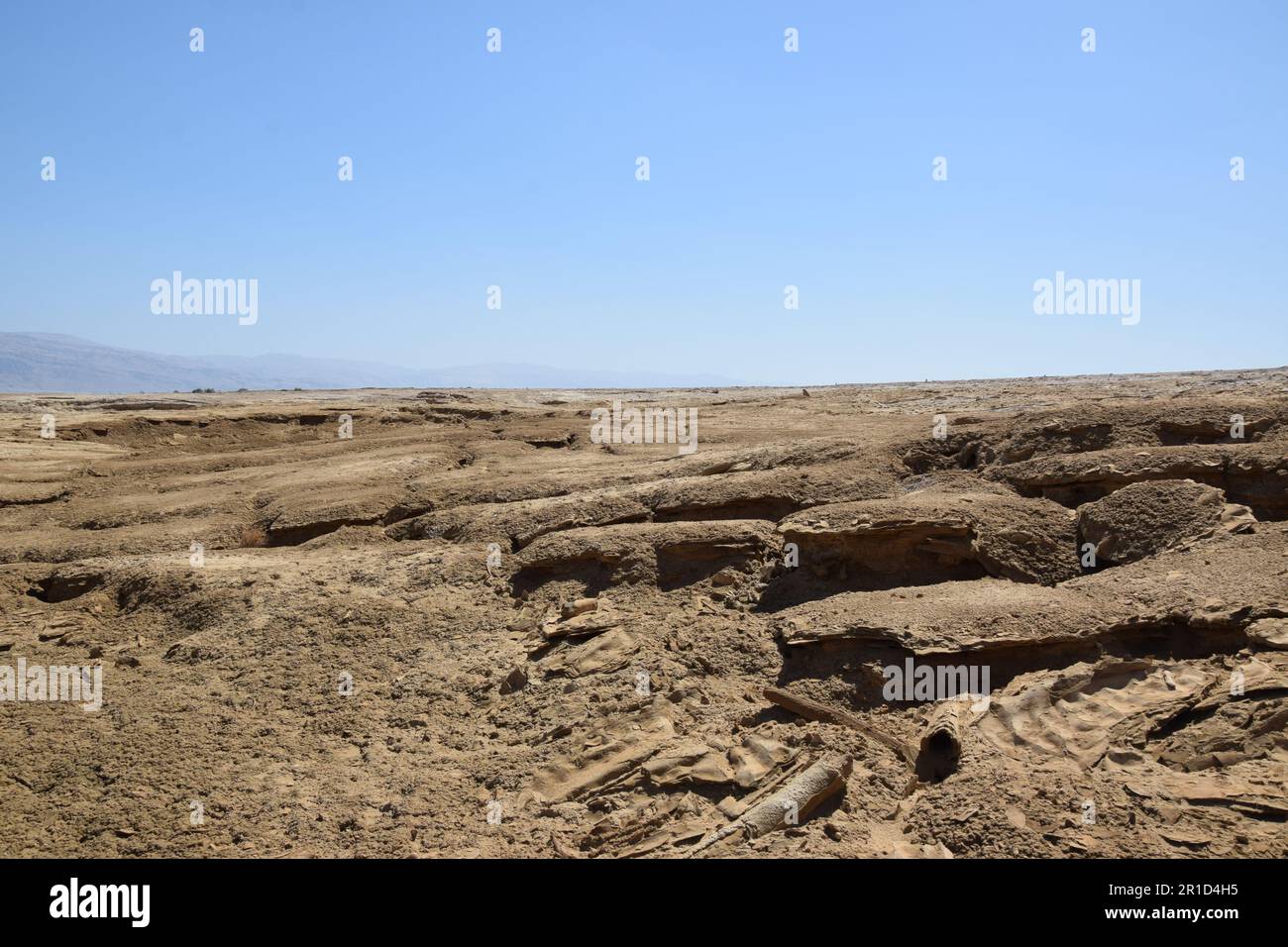 Receding coastline and dangerous sinkholes - Ein Gedi Beach, Dead Sea ...