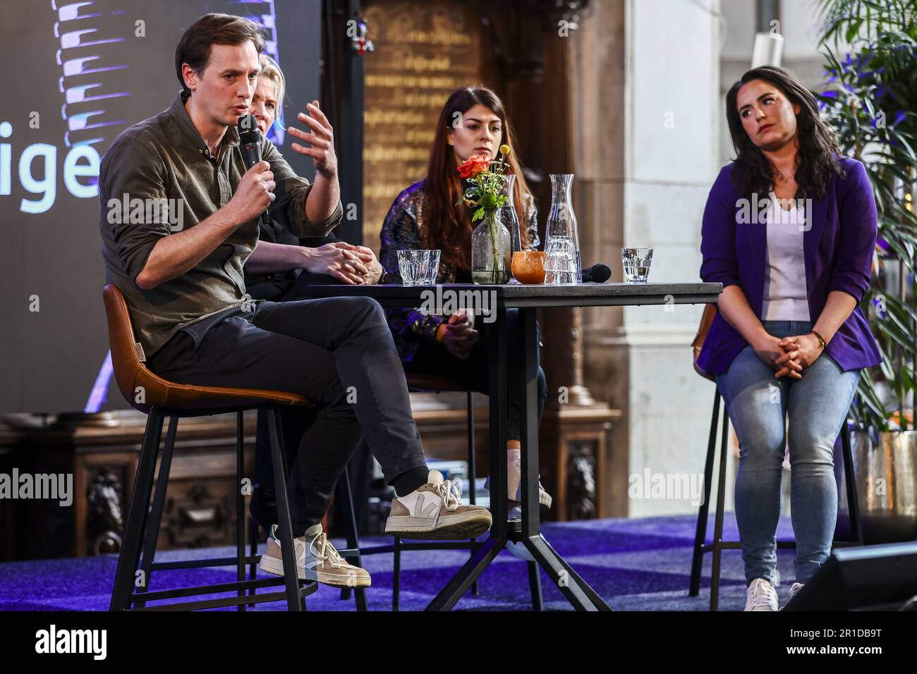 Anita osullivan hires stock photography and images Alamy