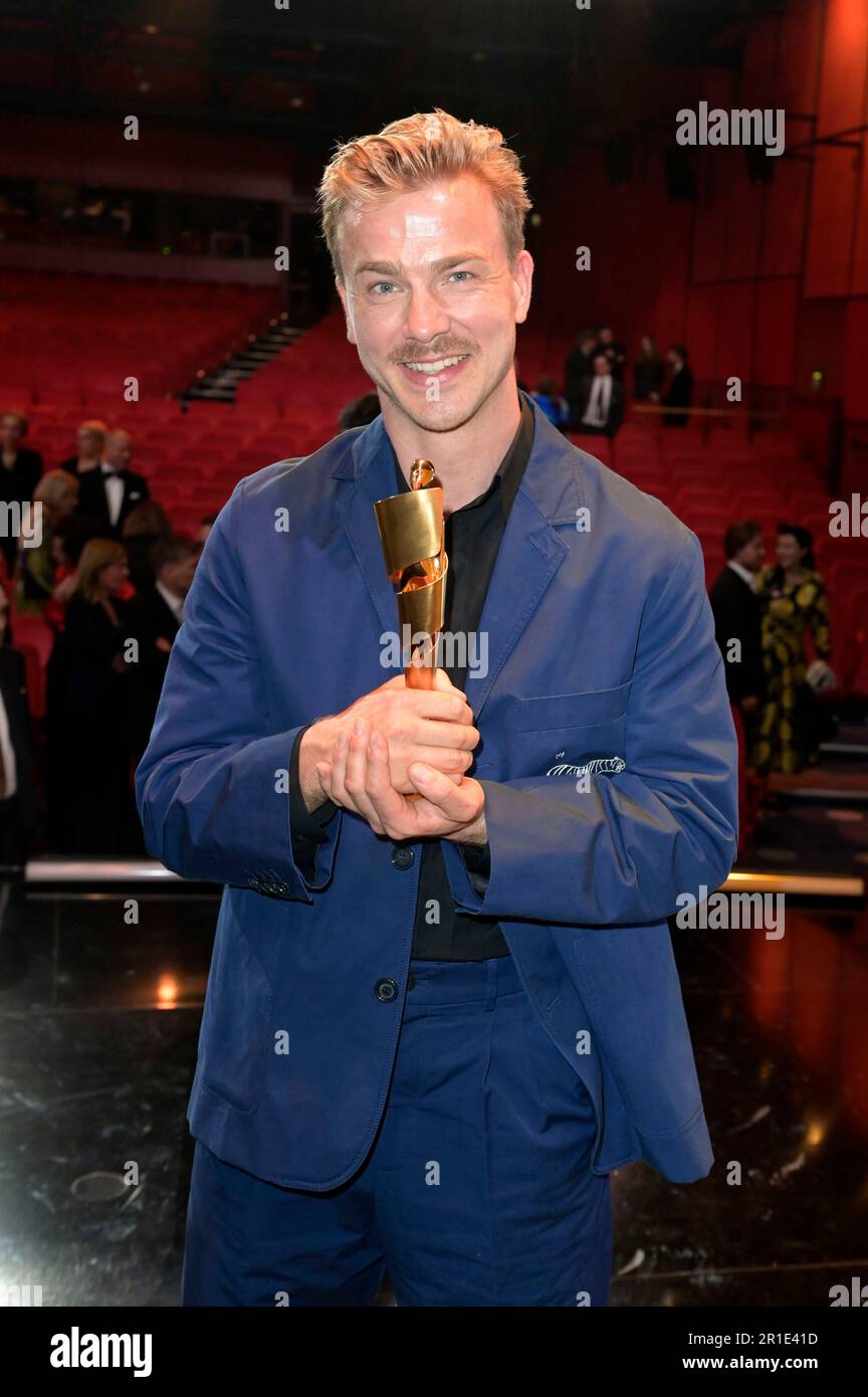 Albrecht Schuch bei der 73. Verleihung des Deutschen Filmpreises 2023 im Theater am Potsdamer Albrecht Schuch bei der 73. Verleihung des Deutschen Filmpreises 2023 im Theater am Potsdamer