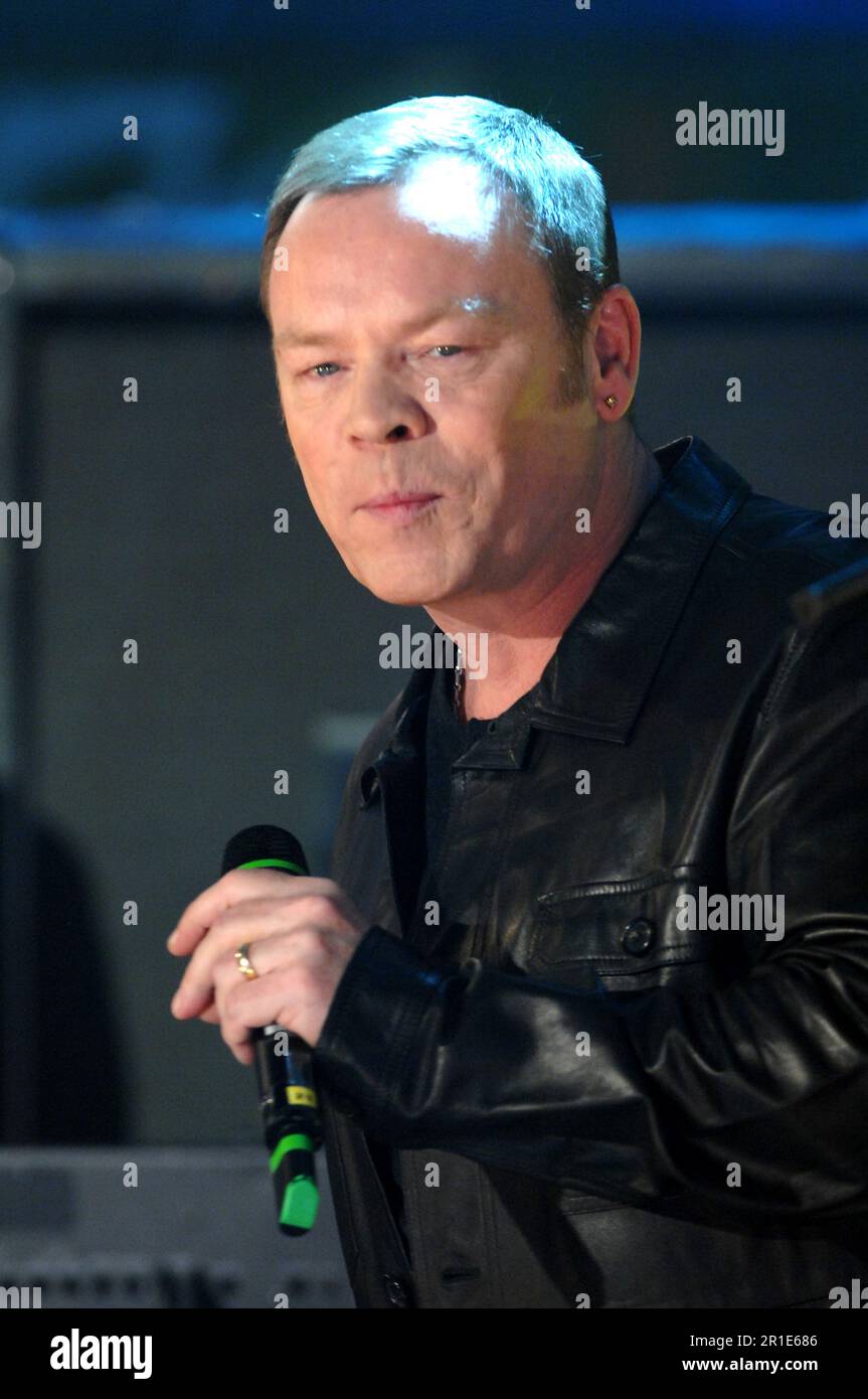 Milan Italy 2008-01-19: Ali Campbell live concert at the Rai broadcast 'Scalo 76' Stock Photo