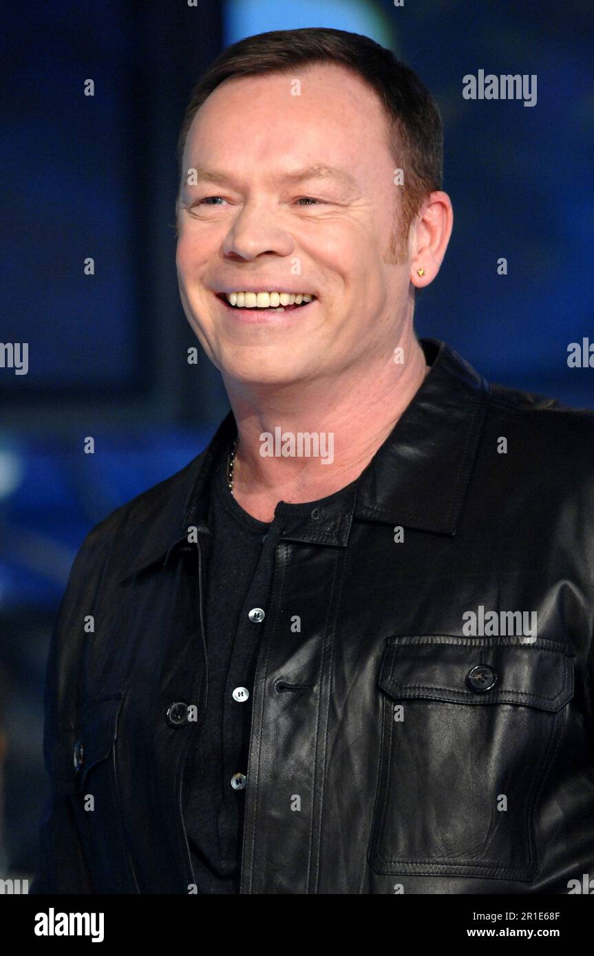 Milan Italy 2008-01-19: Ali Campbell live concert at the Rai broadcast 'Scalo 76' Stock Photo