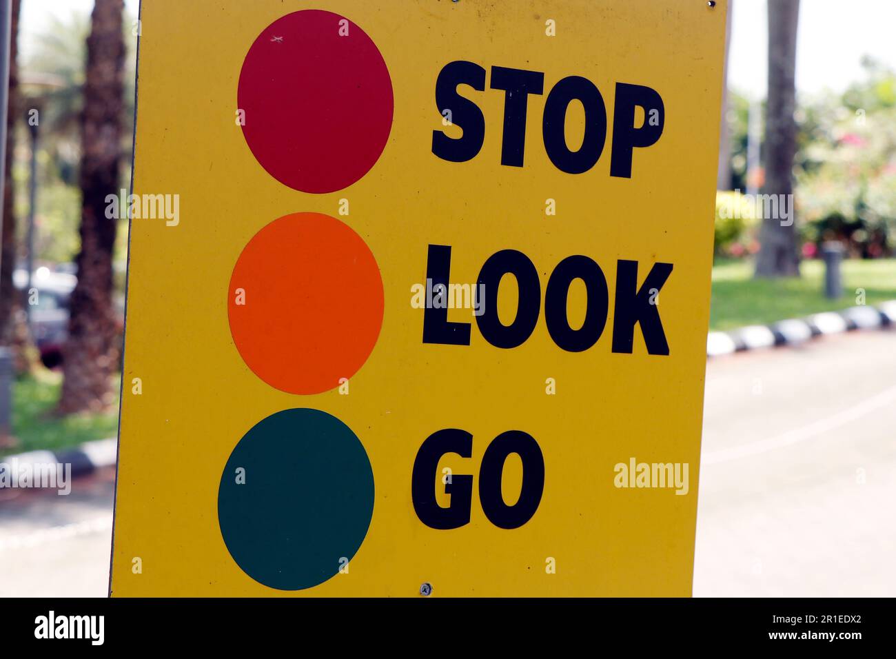 traffic green red yellow light signal description of a board Stock Photo Alamy