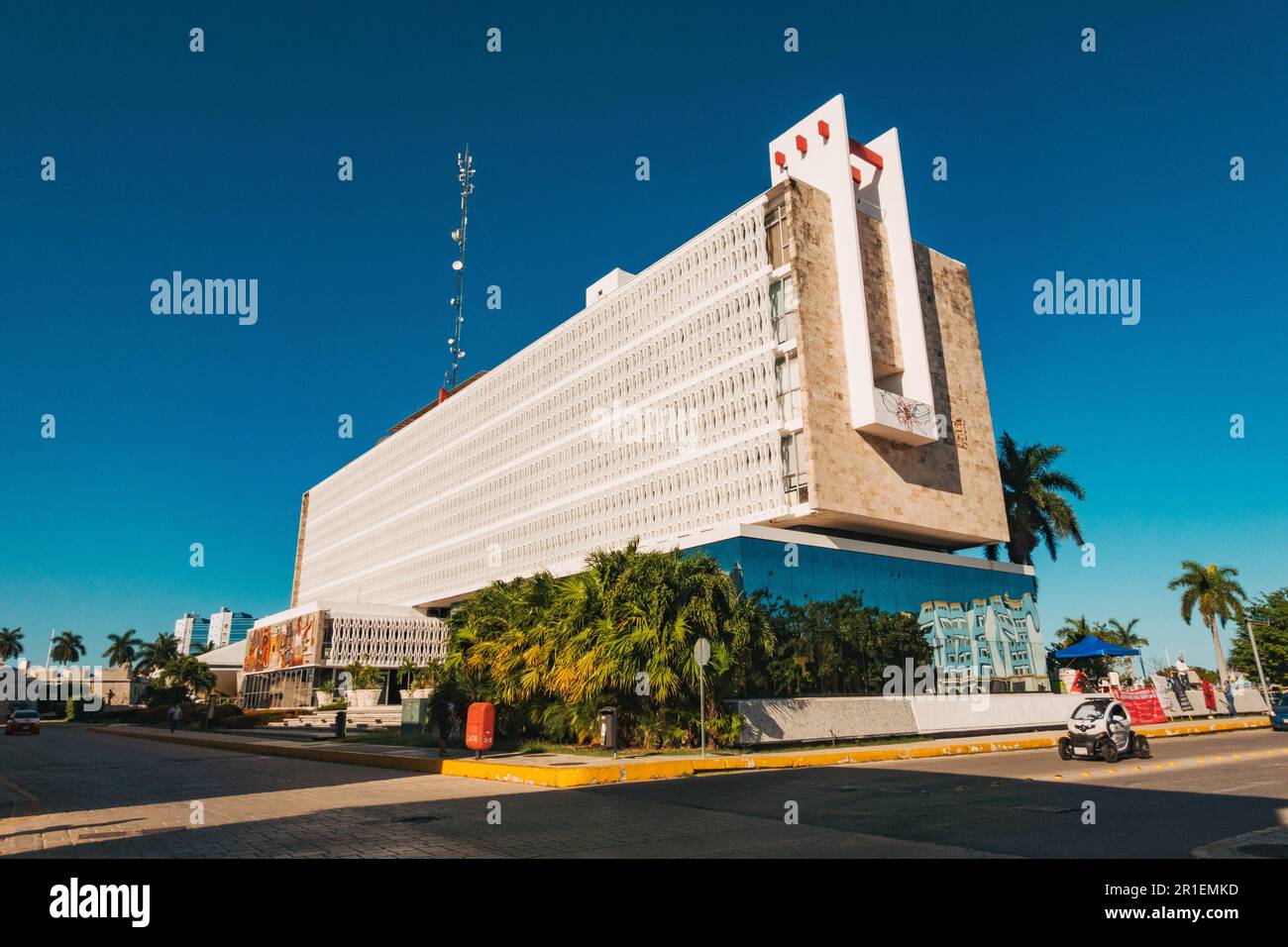 the 1970s styled Mexican State of Campeche government offices in the capital city, Mexico Stock Photo