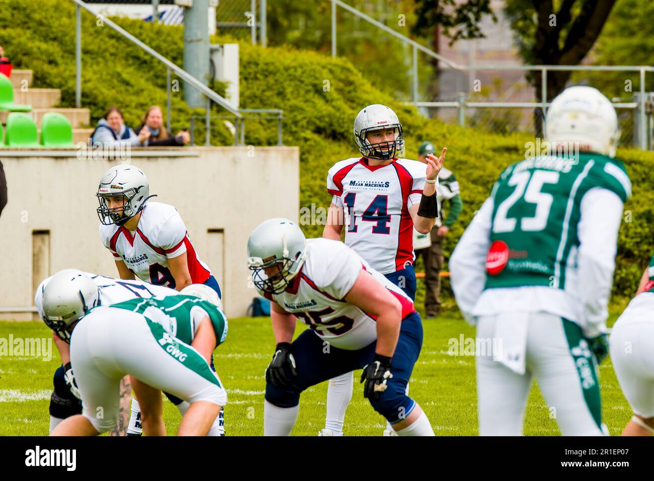 Shwaebisch Hall, Germany. 13th May, 2023. CEFL: Schwäbisch Hall Unicorns v Stockholm Mean Machines. Stockholm Mean Machines - QB # 14 Mark Pappas Credit: Frank Baumert/Alamy Live News Stock Photo