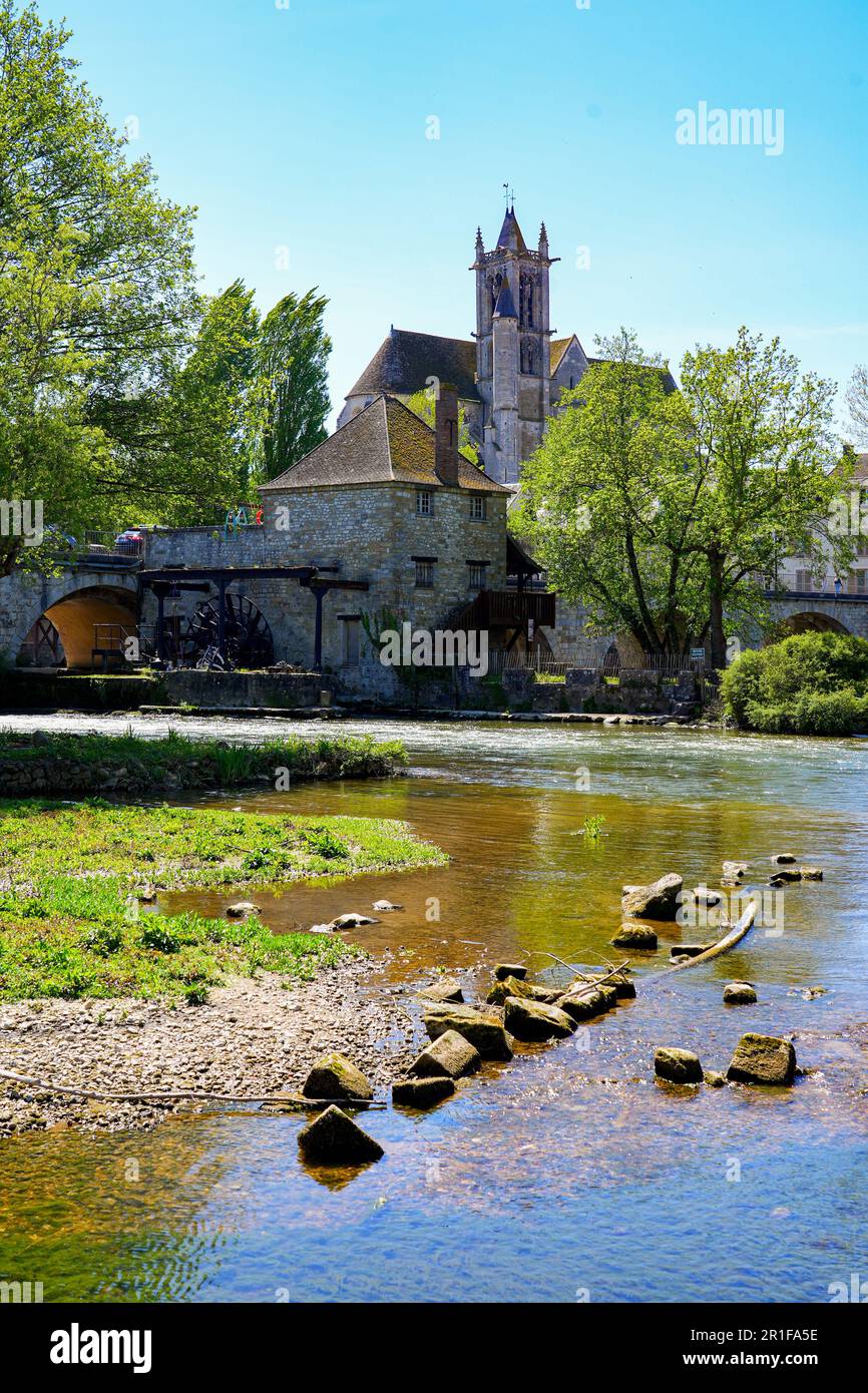 Our Lady of the Nativity Church in the medieval town of Moret-sur-Loing in Seine et Marne, France Stock Photo