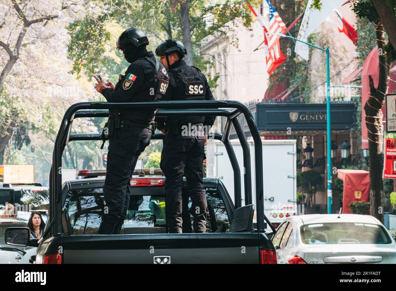 Secretaria de seguridad ciudadana de la ciudad de mexico hires stock