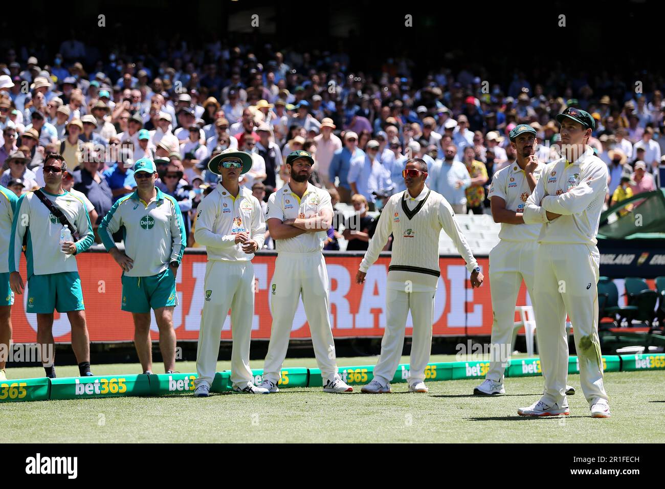 Melbourne, Australia, 28 December, 2021. MELBOURNE, AUSTRALIA - DECEMBER 28: Australian team after the Boxing Day Test Match in the Ashes series between Australia and England at The Melbourne Cricket Ground on December 28, 2021 in Melbourne, Australia. (Photo by Dave Hewison/Speed Media) Credit: Dave Hewison/Speed Media/Alamy Live News/Alamy Live News Stock Photo