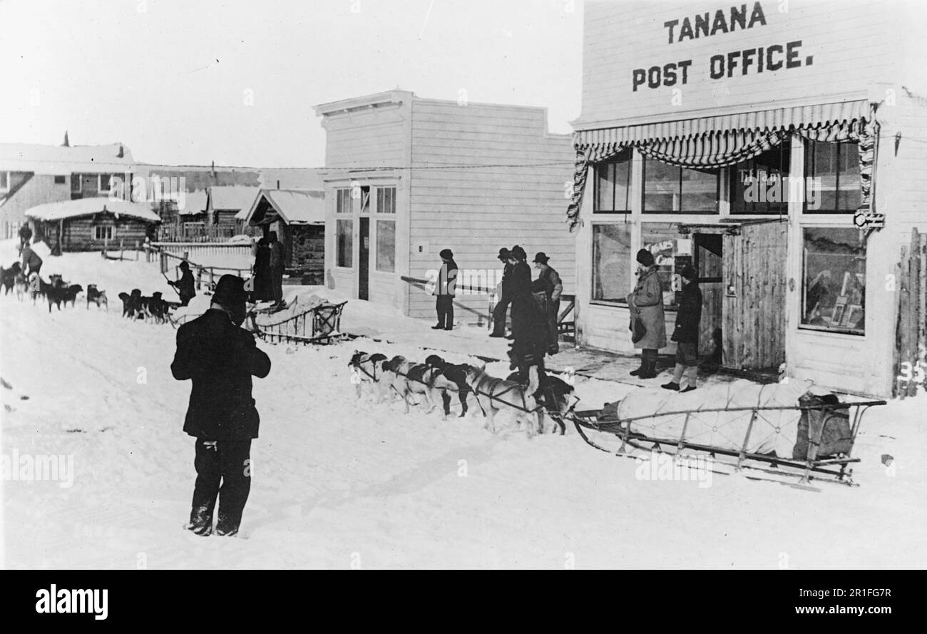 Archival Photo: U.S. Mail, Tanana, Alaska, mail teams leave for the interior ca. 1910s or 1920s Stock Photo
