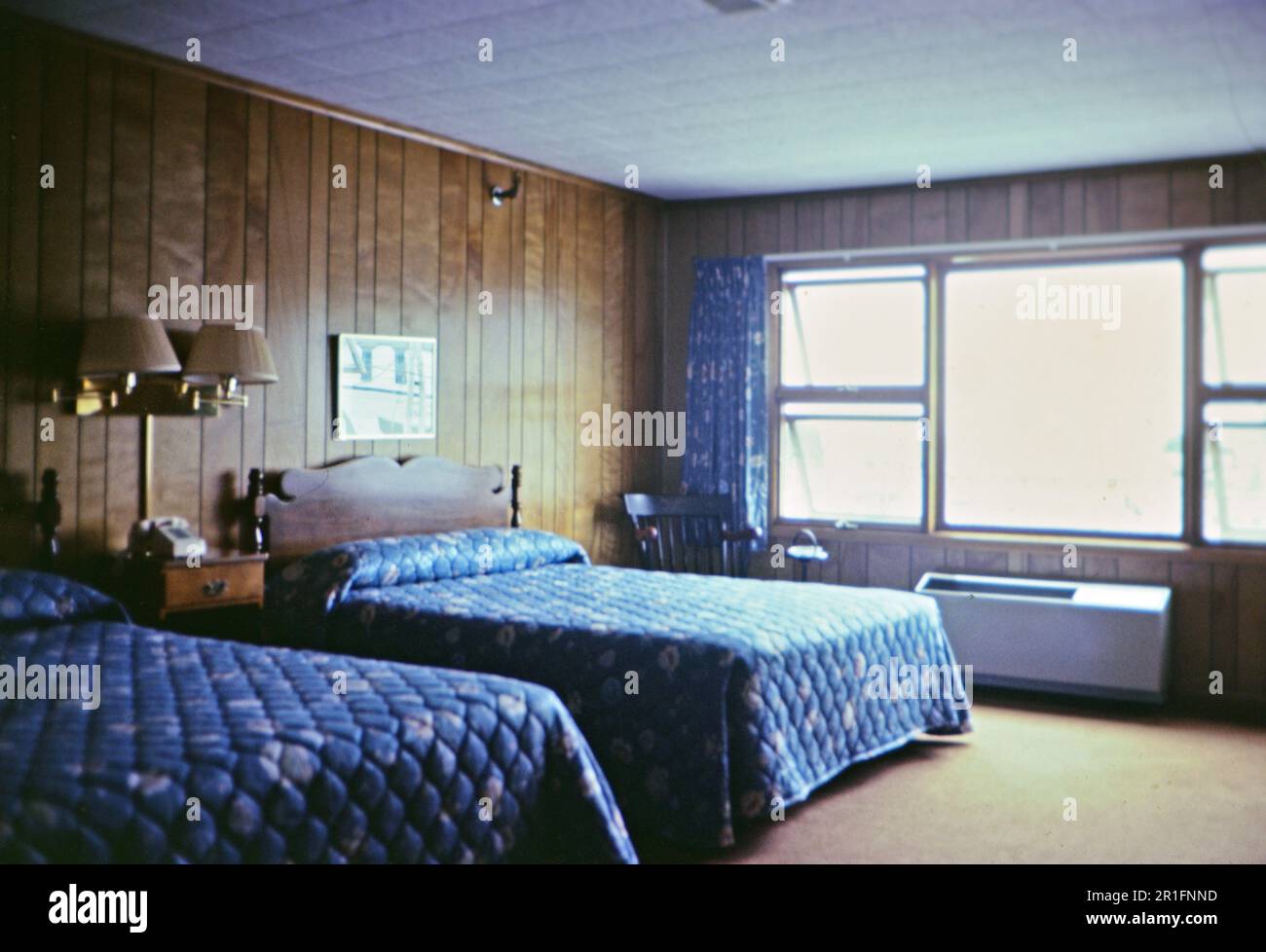 1980s motel room hi-res stock photography and images - Alamy