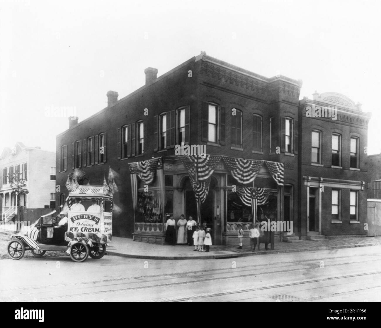 Burys ice cream truck hires stock photography and images Alamy