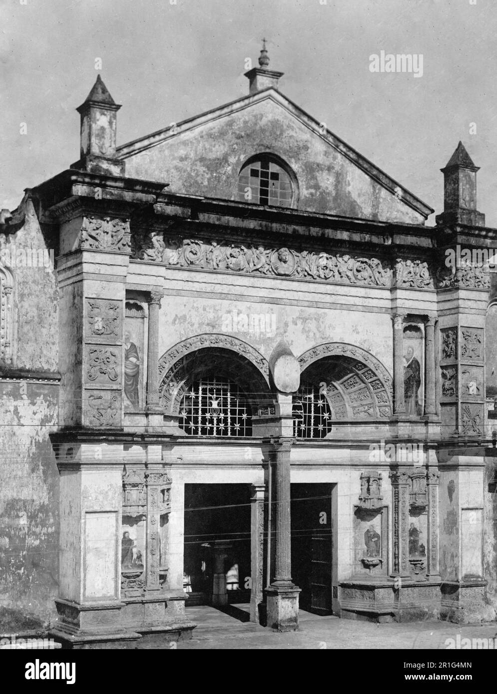Archival Photo: Dominican Republic. Cathedral, Santa Domingo ca. 1908-1919 Stock Photo