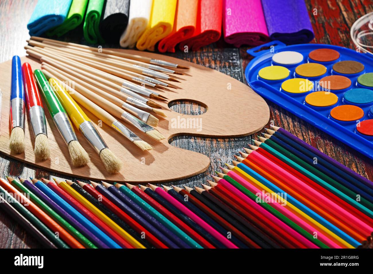 Painting accessories hi-res stock photography and images - Page 17 - Alamy