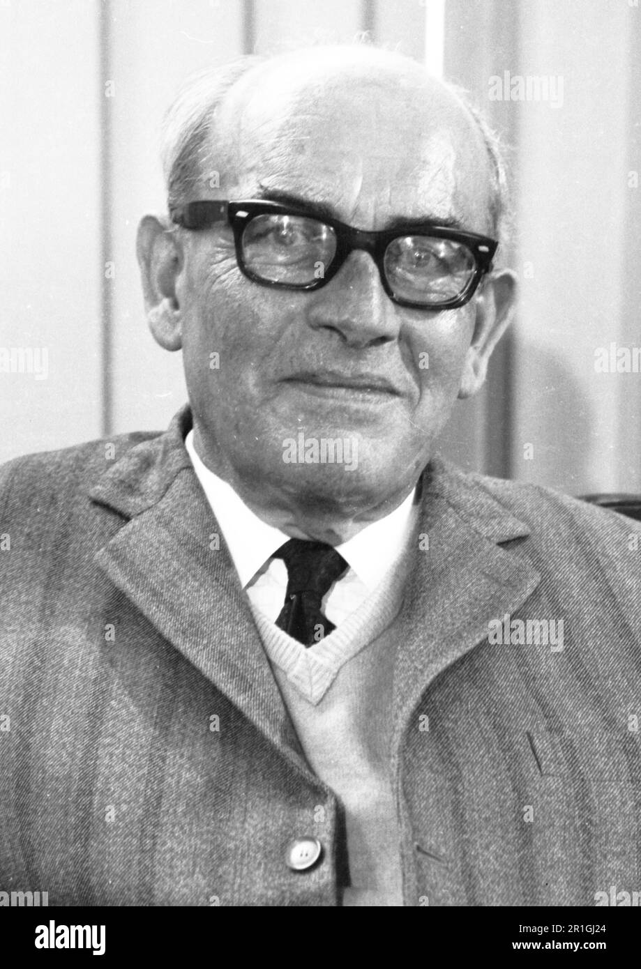 Personalities from politics, economy and culture from the years 1965-71. Prof. Franz Paul Schneider (Staatswiisenschaftler) d. 1970, DEU, Germany Stock Photo