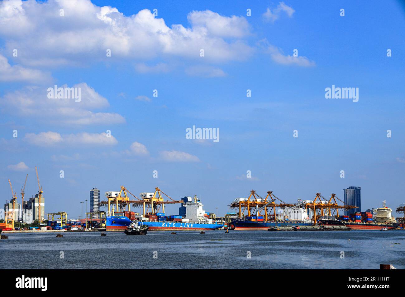 View of Bangkok shipping container terminal, One of the Asian modernize ...