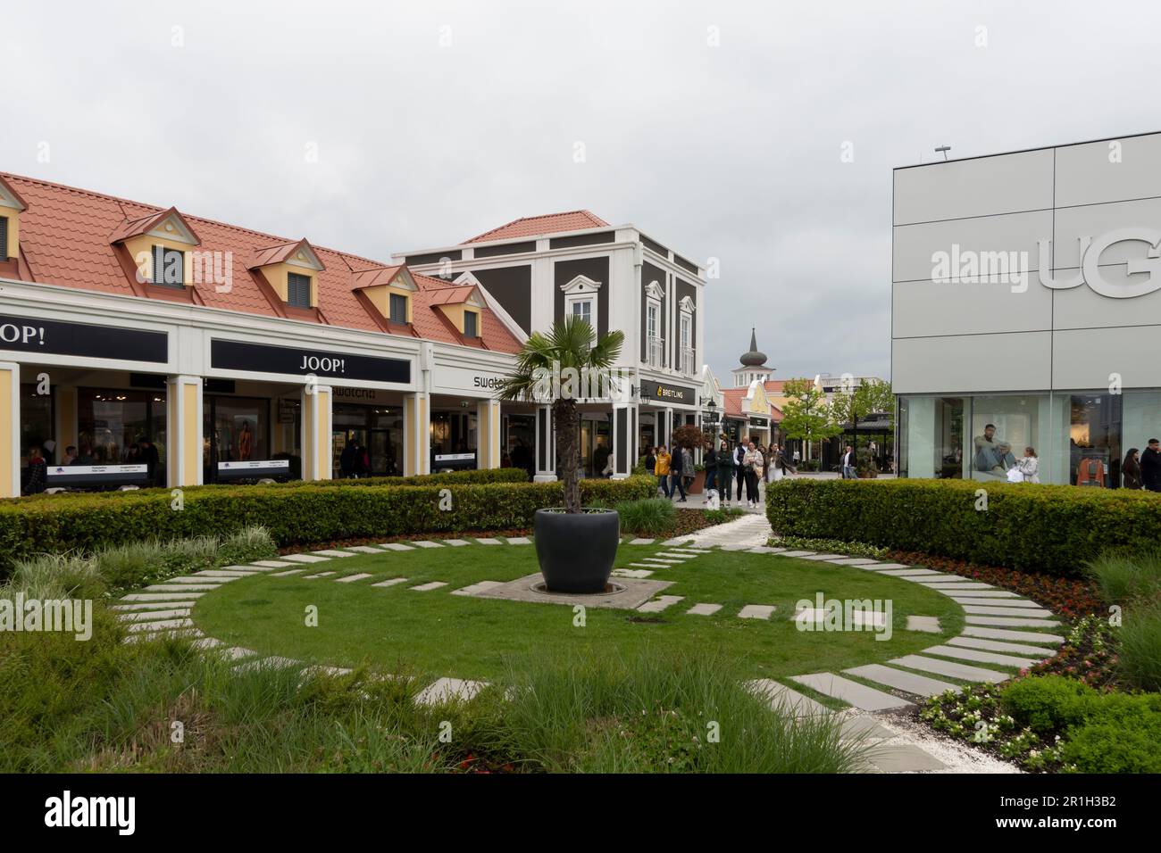 Parndorf hi-res stock photography and images - Alamy