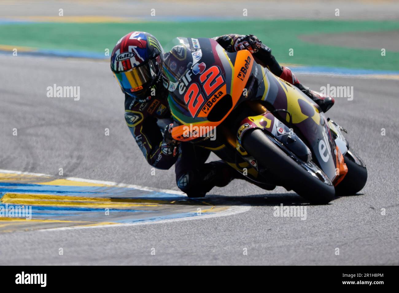 Britain's rider Sam Lowes of the ELF Marc VDS Racing Team steers his  motorcycle during the Moto 2 race of the French Motorcycle Grand Prix at  the Le Mans racetrack, in Le