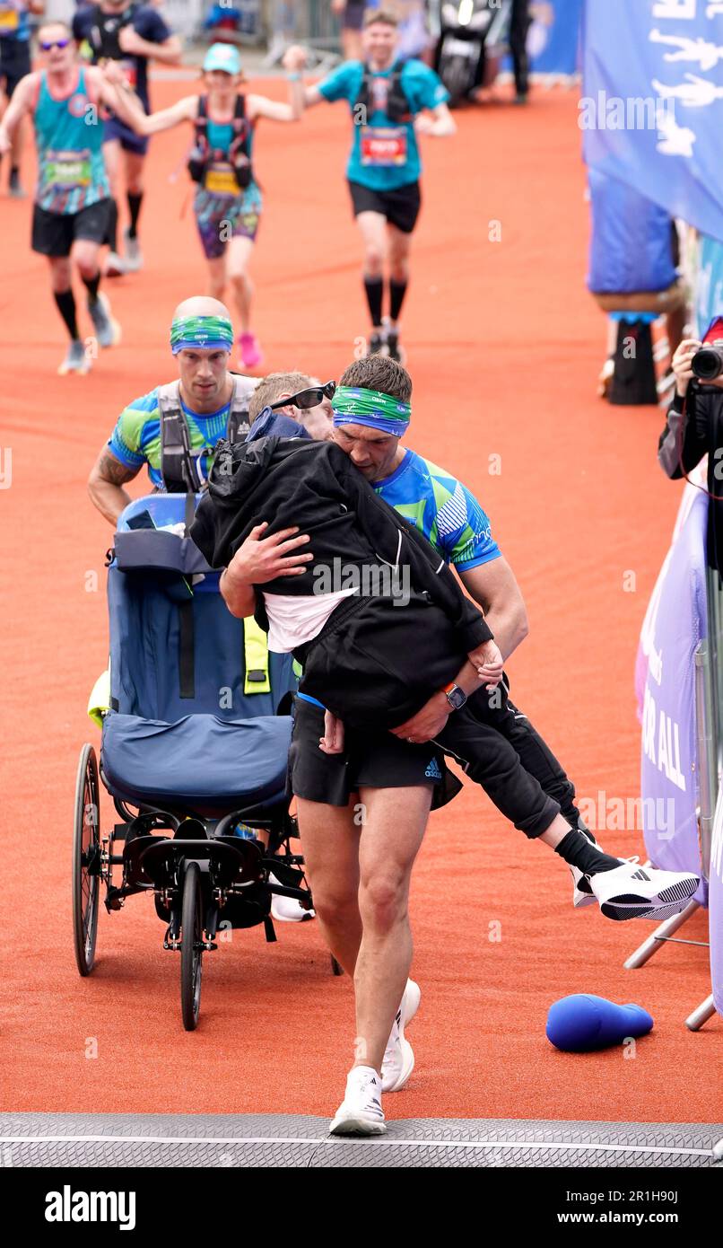 Rob Burrow And Kevin Sinfield Cross The Finish Line Of The 2023 Rob rob-burrow-and-kevin-sinfield-cross-the-finish-line-of-the-2023-rob