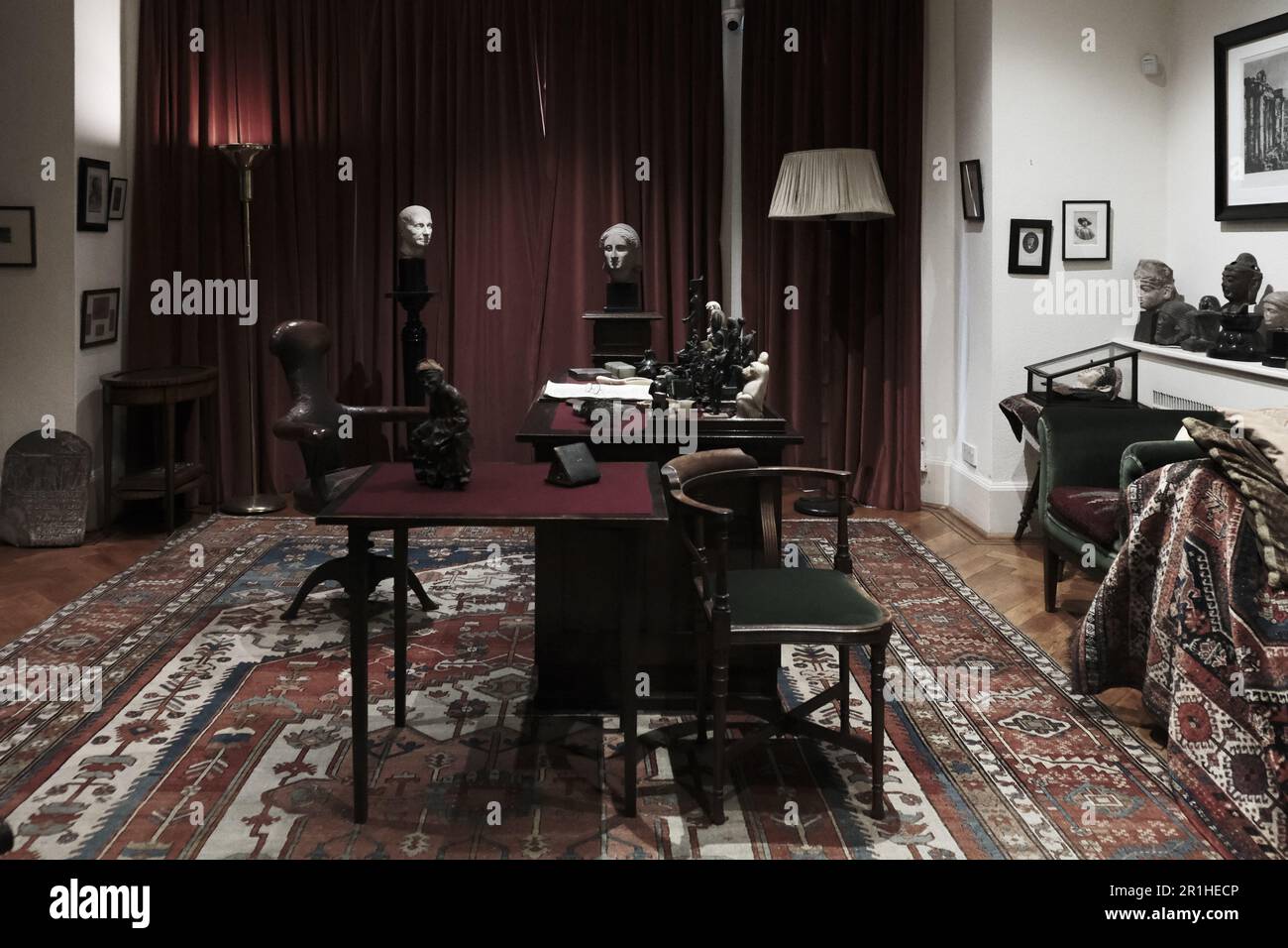 Sigmund Freud Museum, London Stock Photo Alamy