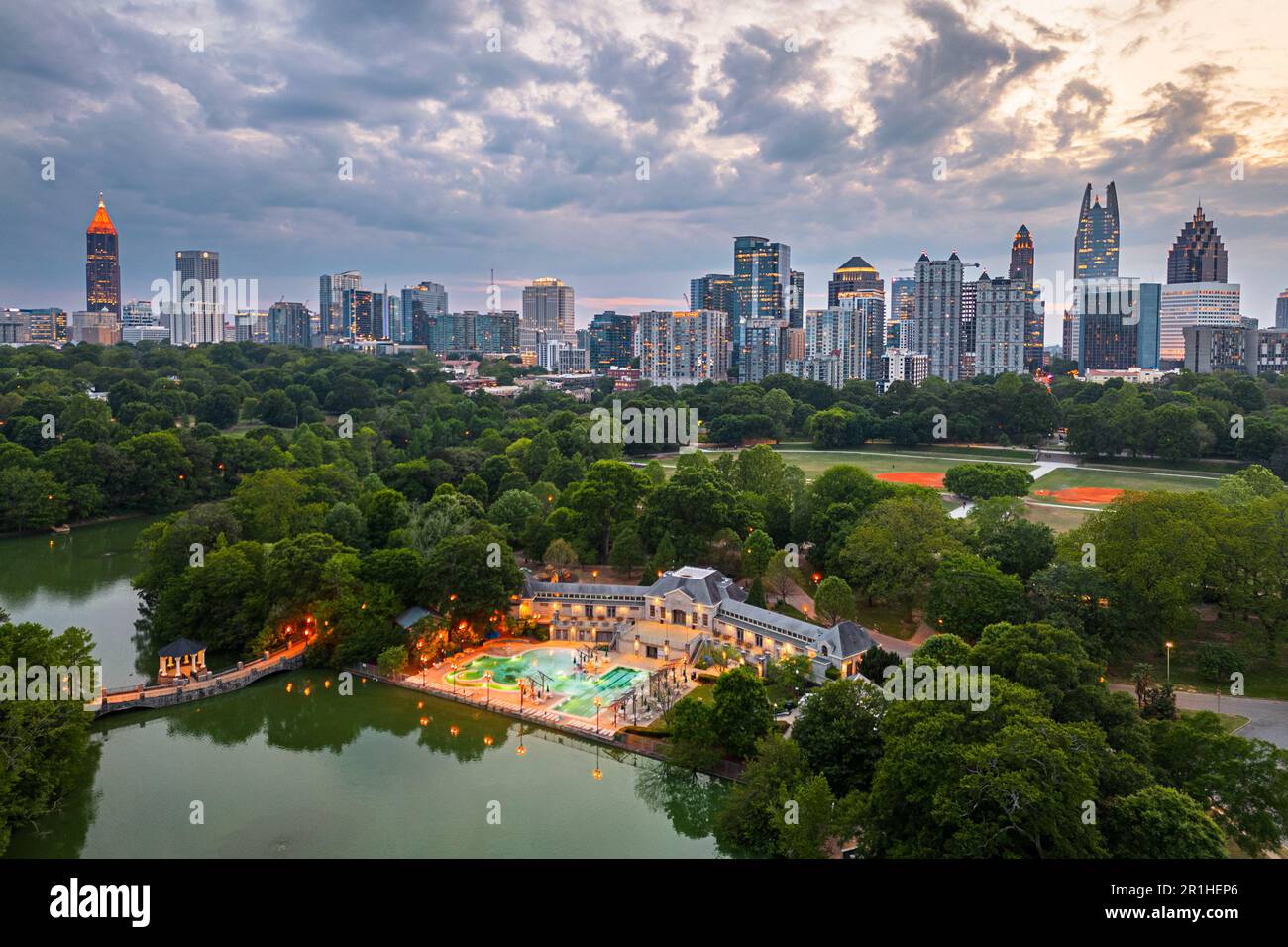 Atlanta, Georgia, USA overlooking Piedmont Park at dusk Stock Photo - Alamy