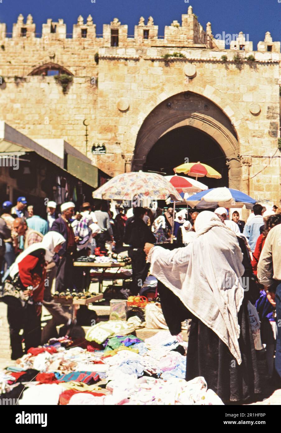 Israel: Jerusalem's old city; bustling outdoor shopping area in the ...