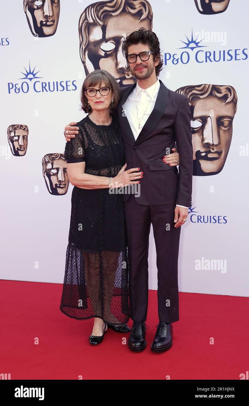 Ben Whishaw (left) and Linda Whishaw attending the Bafta Television Awards  2023 at the Royal Festival Hall, London. Picture date: Sunday May 14, 2023  Stock Photo - Alamy, image size:852x1390