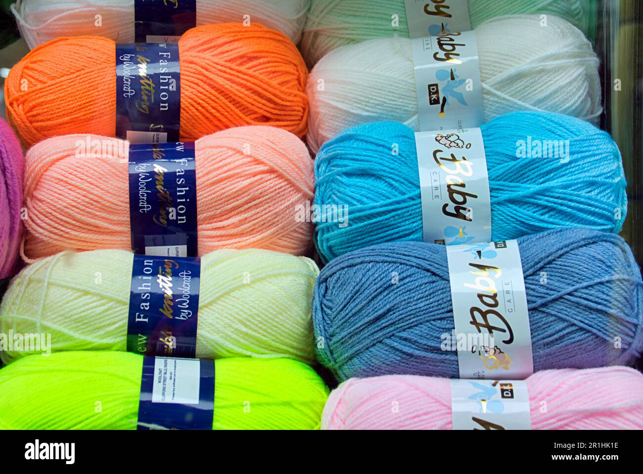 Soft Yarn Wool - Green - 100g, Collage & Craft