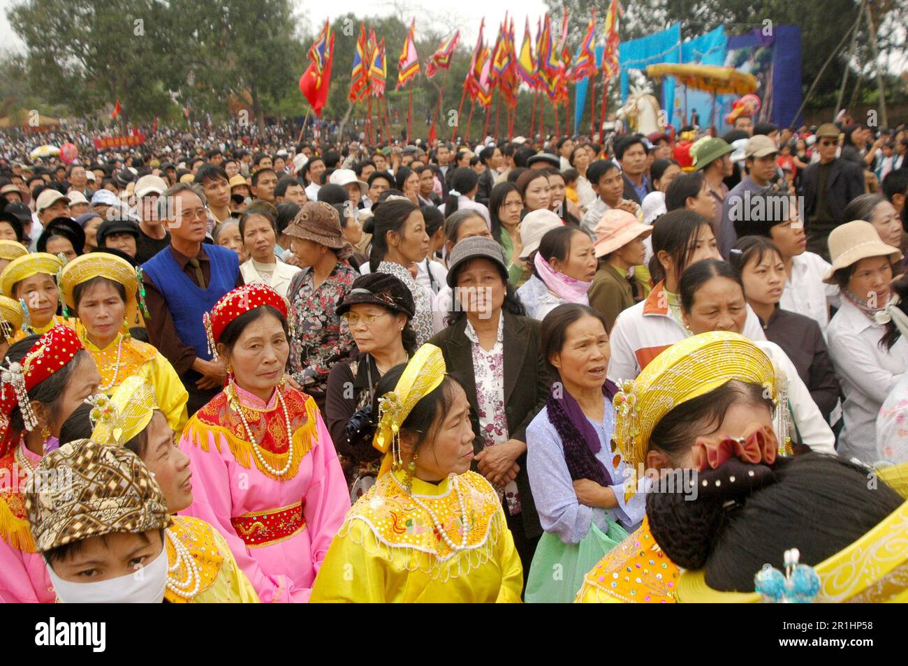 Bac Ninh, Vietnam March 2007: Lim Festival on Tet Holiday. 越南旅游, Turismo Vietnamita, वियतनाम पर्यटन, Vietnam voluptuaria, 베트남 관광, ベトナム観光, ឌូលីច វៀតណាម Stock Photo