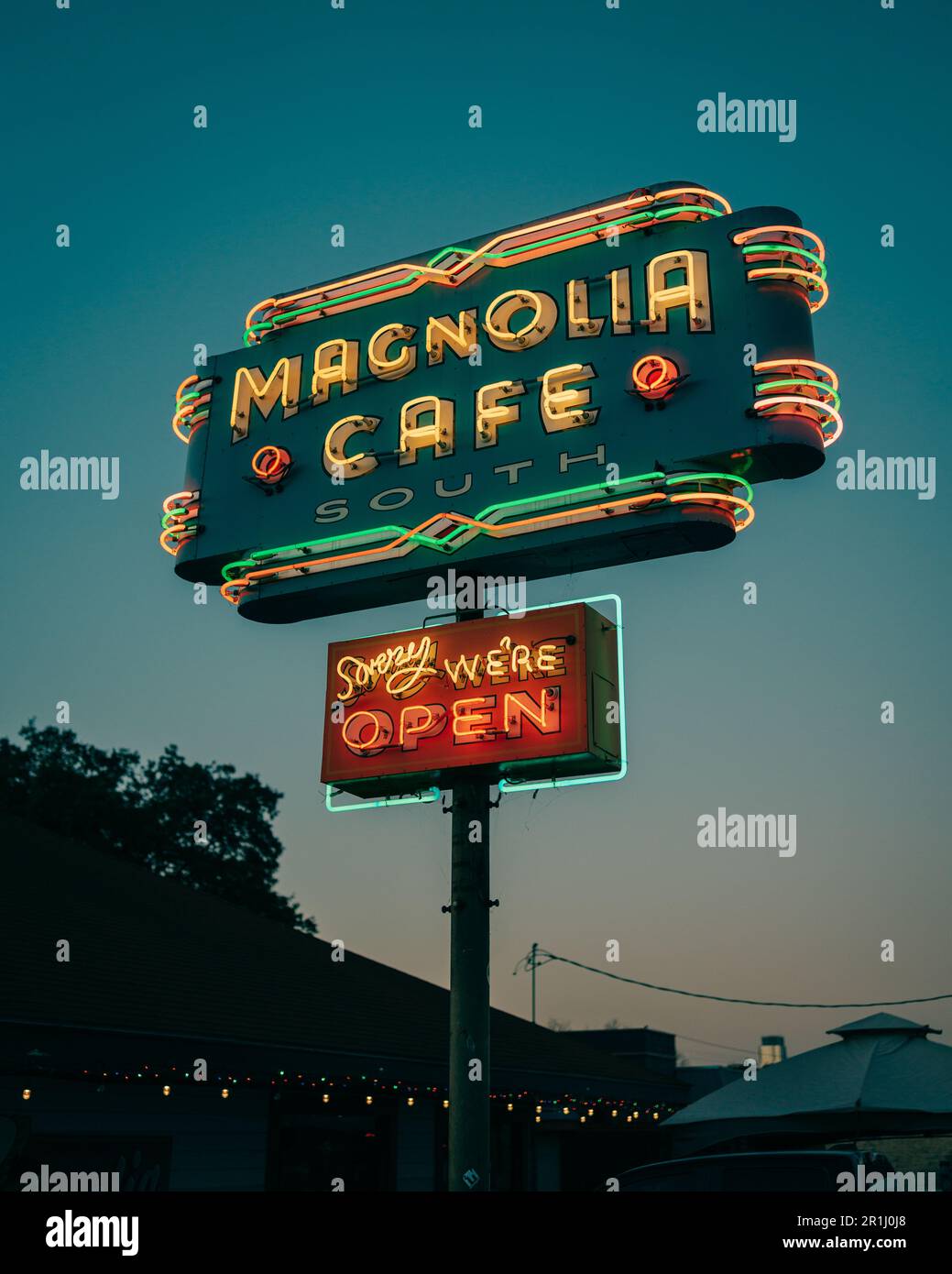 Magnolia Cafe vintage neon sign at night, Austin, Texas Stock Photo
