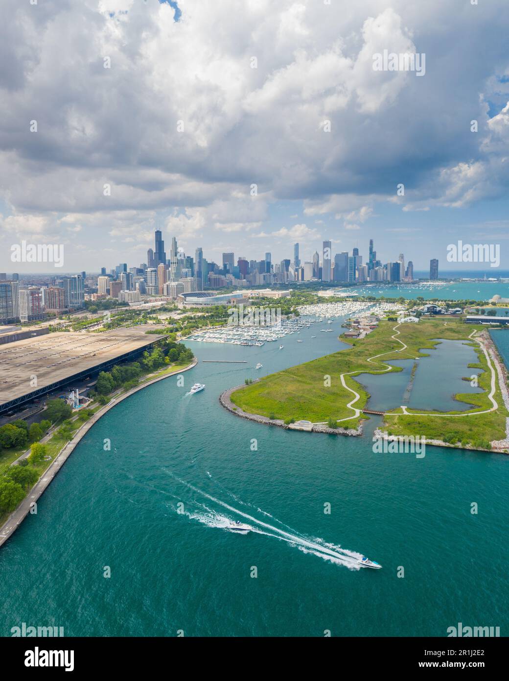 File:Northerly Island Beach - Chicago, Illinois.JPG - Wikipedia