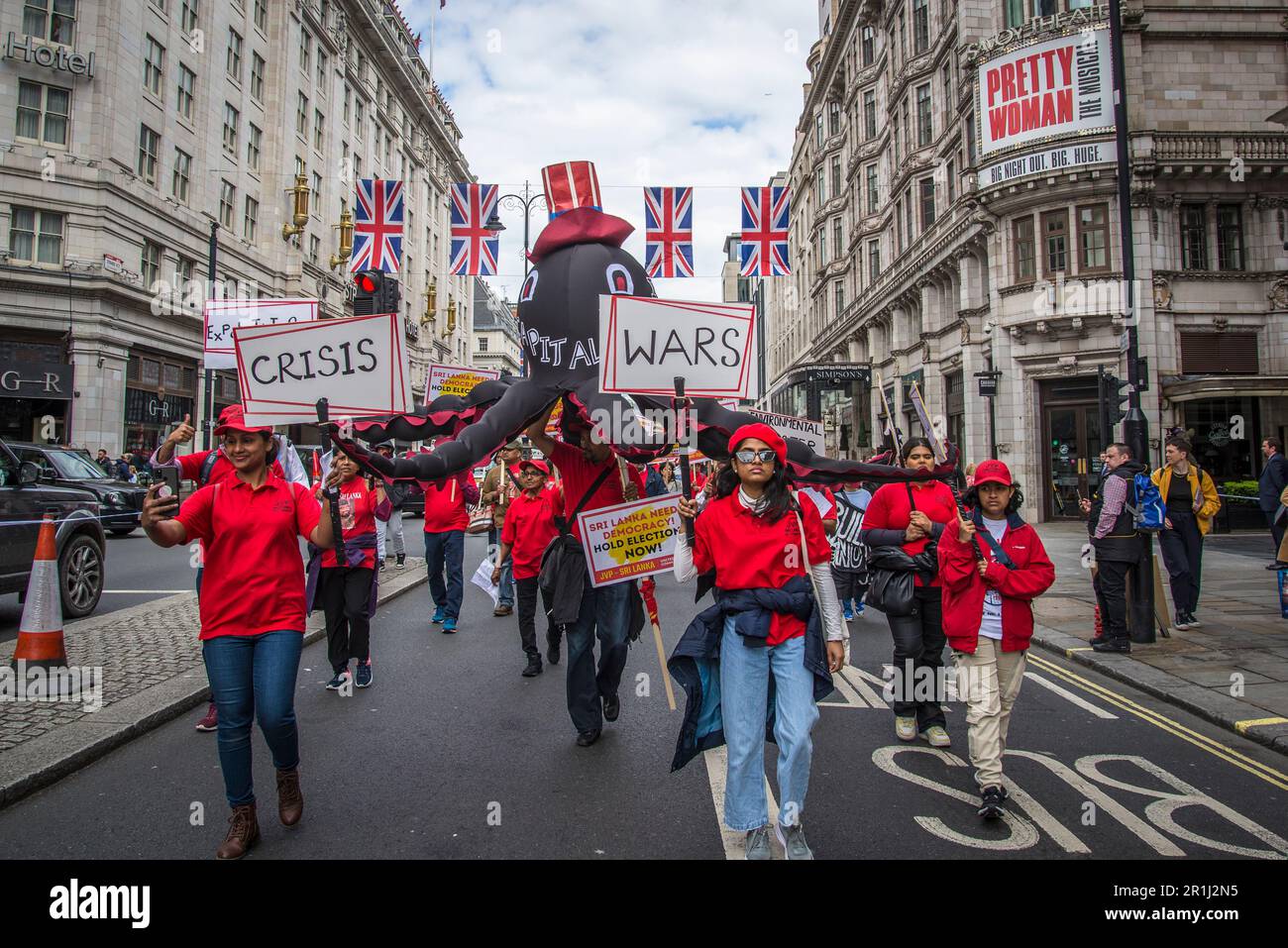 Marxist Rally Sri lankan marxist leninist party hi-res stock photography and images ...