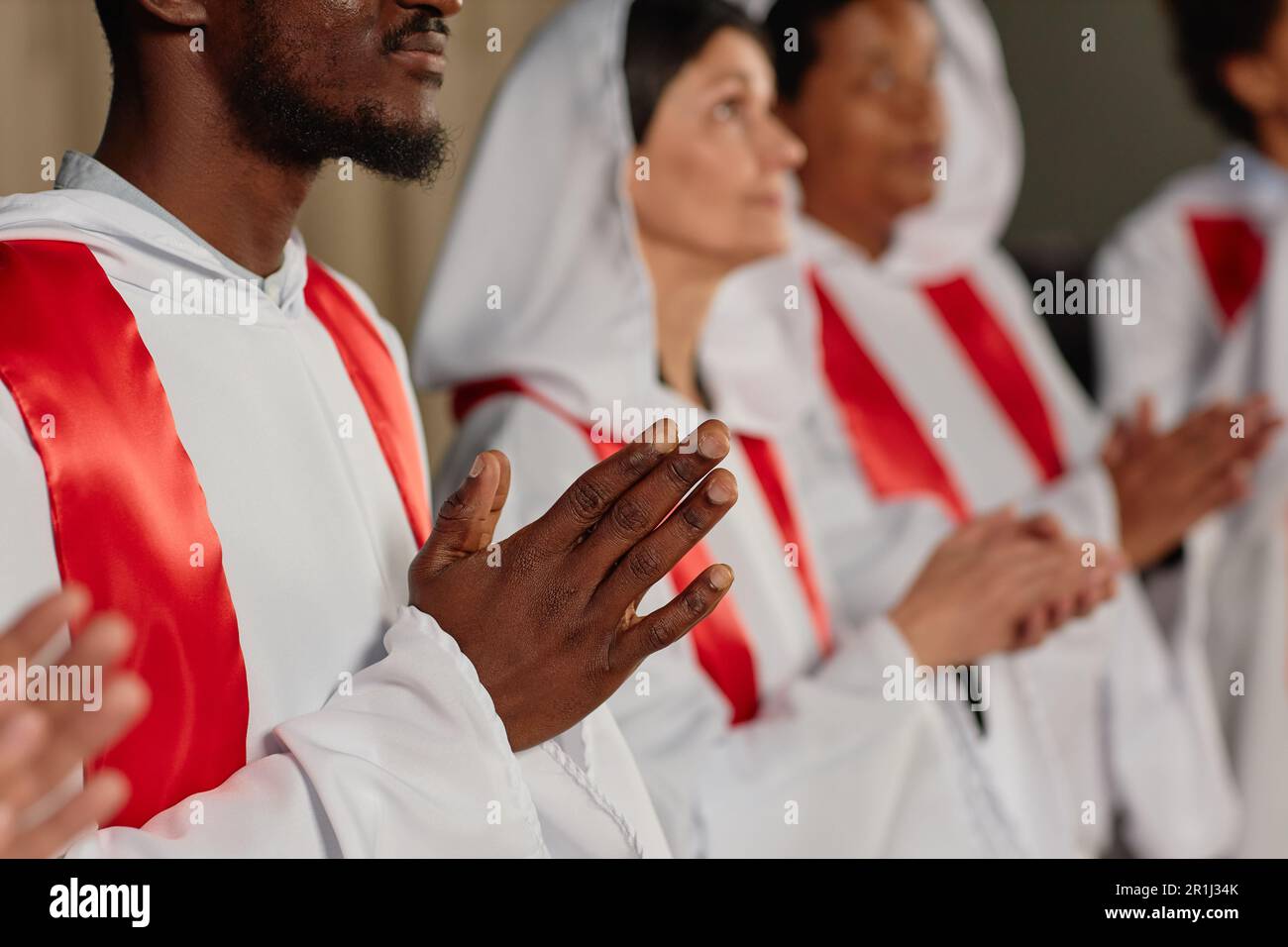 Diverse choir hi-res stock photography and images - Alamy