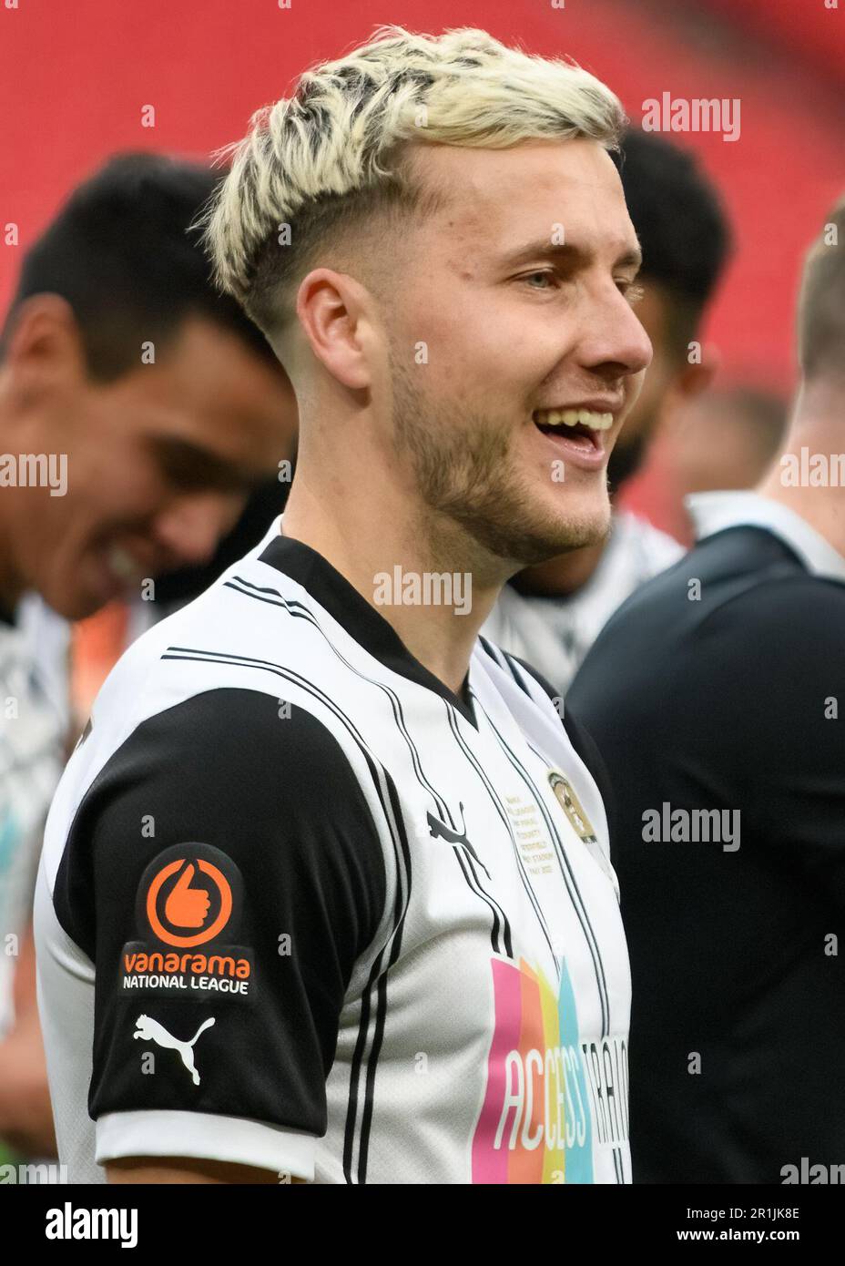 Wembley Stadium, London, UK. 13 May 2023 at 1530hrs. Notts County FC v Chesterfield FC - Vanarama National League Play Off Final.  Frank Vincent (Notts County FC) celebrates winning the match.   Picture: Mark Dunn/Alamy, Stock Photo