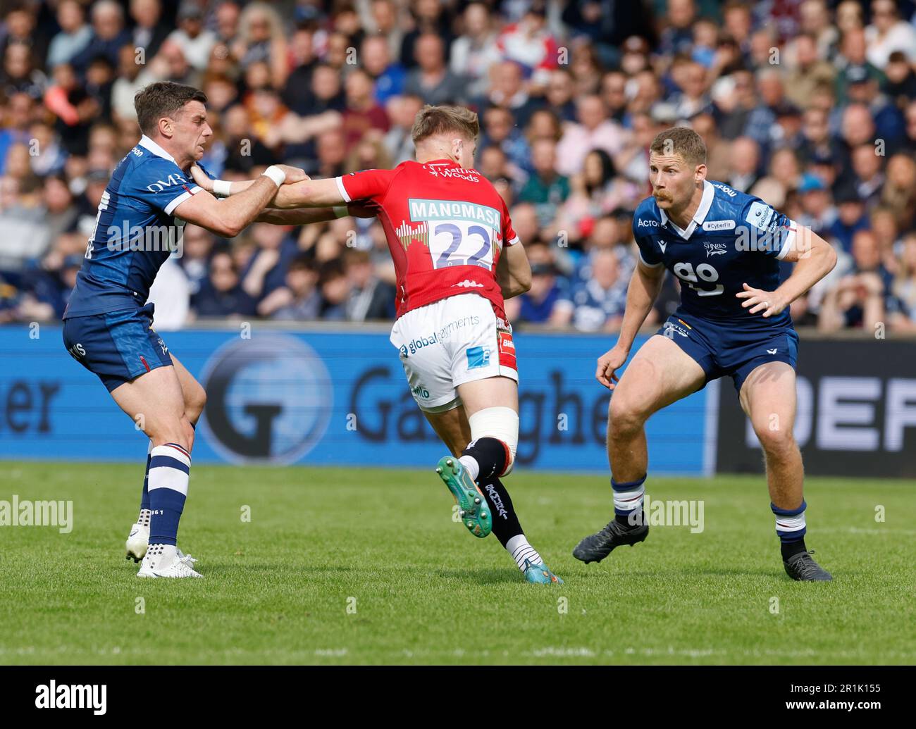 Salford, Lancashire, UK. 14th May 2023; Salford City Stadium, Salford, Lancashire, England; English Premiership Rugby Semi Final, Sale Sharks versus Leicester Tigers;  Charlie Atkinson of Leicester Tigers is tackled by  George Ford of Sale Sharks Credit: Action Plus Sports Images/Alamy Live News Stock Photo