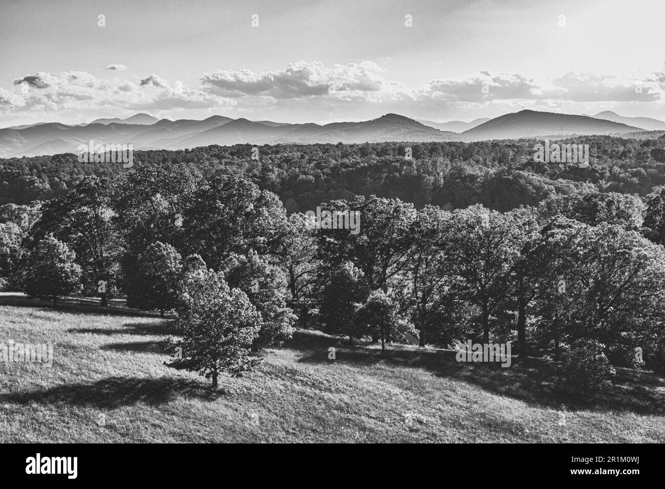 The view from the Biltmore House in Asheville, NC, USA, reveals the Blue Ridge mountains, and the reason George Vanderbilt chose to build here Stock Photo