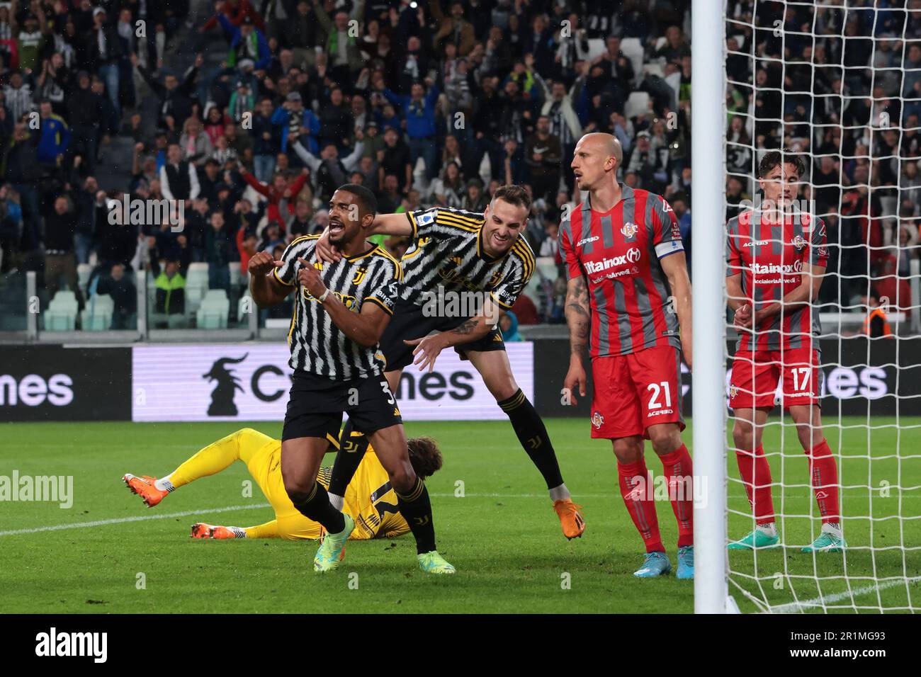 Turin, Italy. 14th May, 2023. Federico Gatti of Juventus pulls back team mate Gleison Bremer after the Brazilian scored to give the side a 2-0 lead during the Serie A match at Allianz Stadium, Turin. Picture credit should read: Jonathan Moscrop/Sportimage Credit: Sportimage Ltd/Alamy Live News Stock Photo